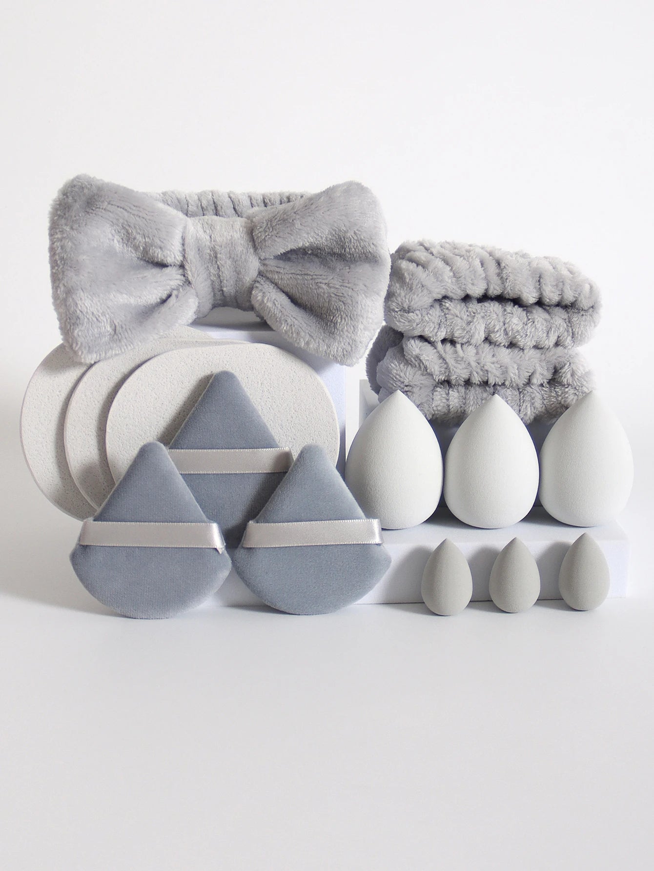 VELOURA 15-Piece Makeup Sponge Set with Headband